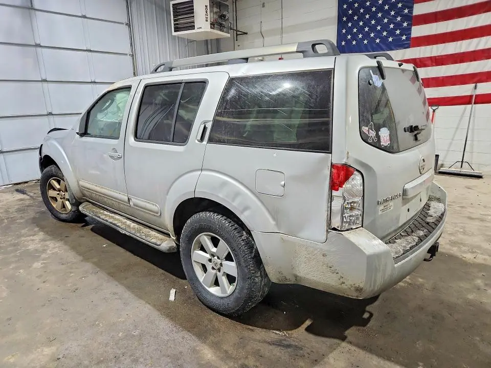 2012 NISSAN PATHFINDER S  