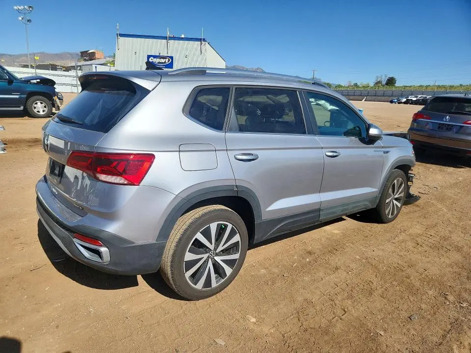 2022 VOLKSWAGEN TAOS SE IQ DRIVE  