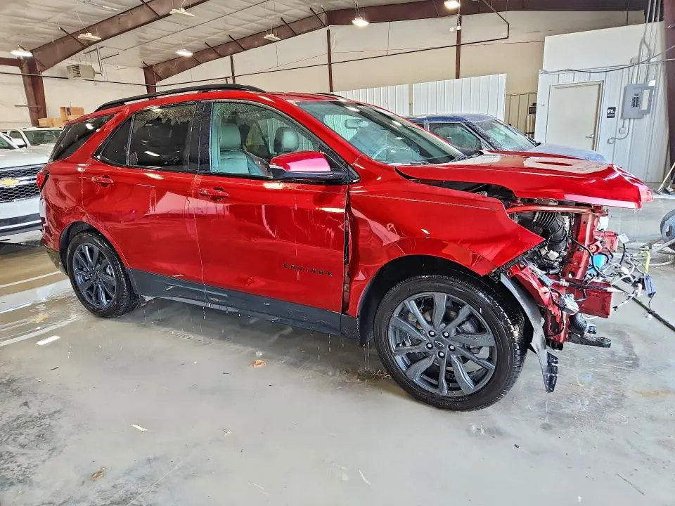 2022 CHEVROLET EQUINOX RS  