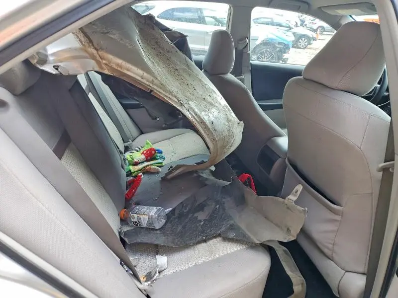 2012 TOYOTA CAMRY LE  