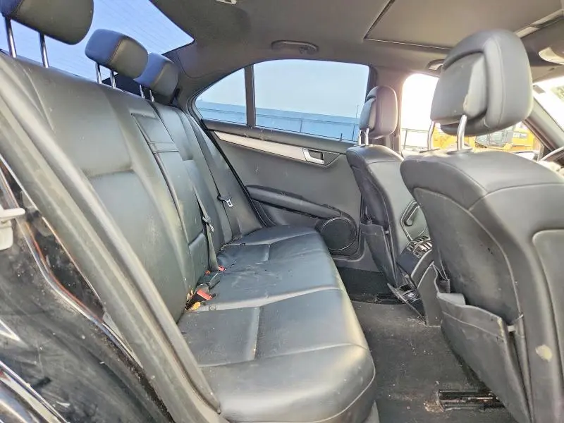 2012 MERCEDES-BENZ C 250  