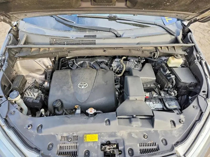 2018 TOYOTA HIGHLANDER LE PLUS  