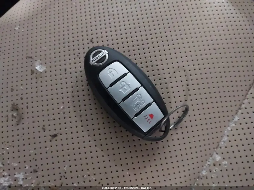 2016 NISSAN ROGUE SL