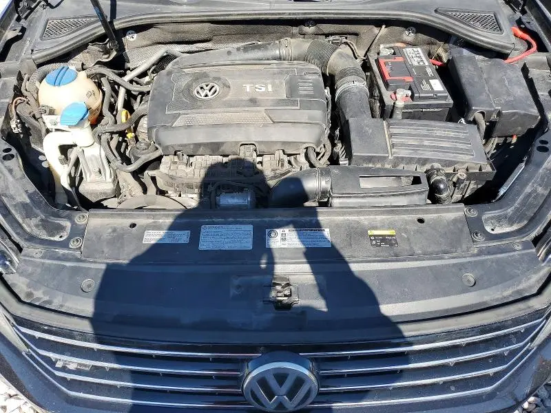 2017 VOLKSWAGEN PASSAT R-LINE  