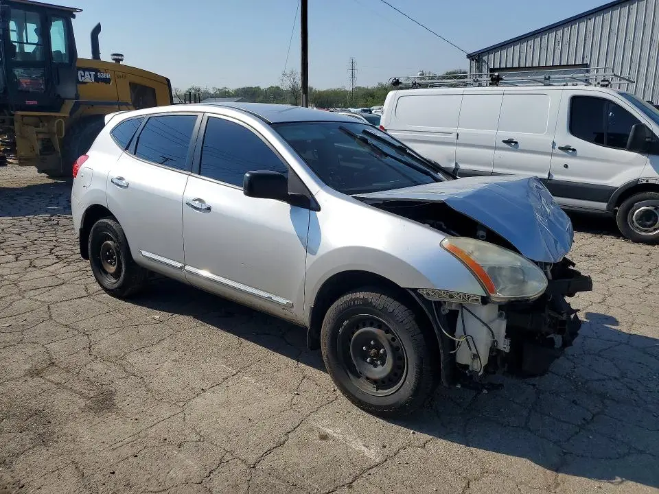 2011 NISSAN ROGUE S  