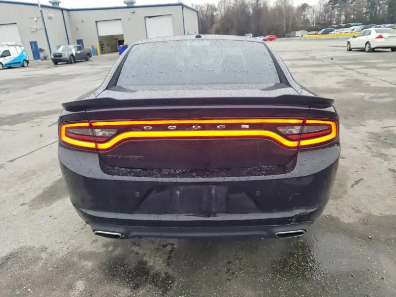 2017 DODGE CHARGER SE  