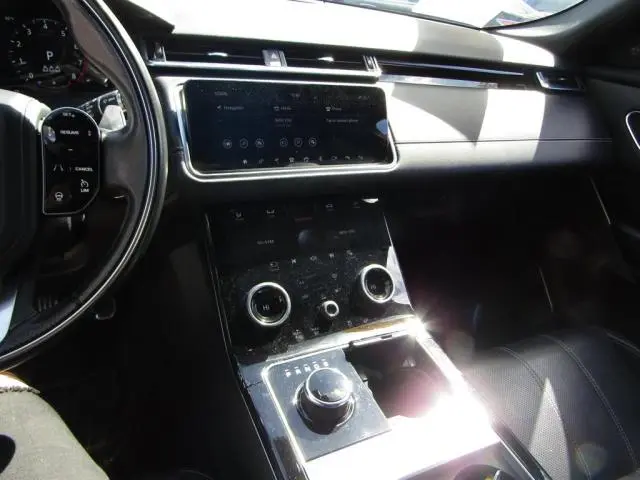 2019 LAND ROVER RANGE ROVER VELAR R-DYNAMIC SE  