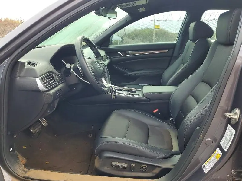 2019 HONDA ACCORD   