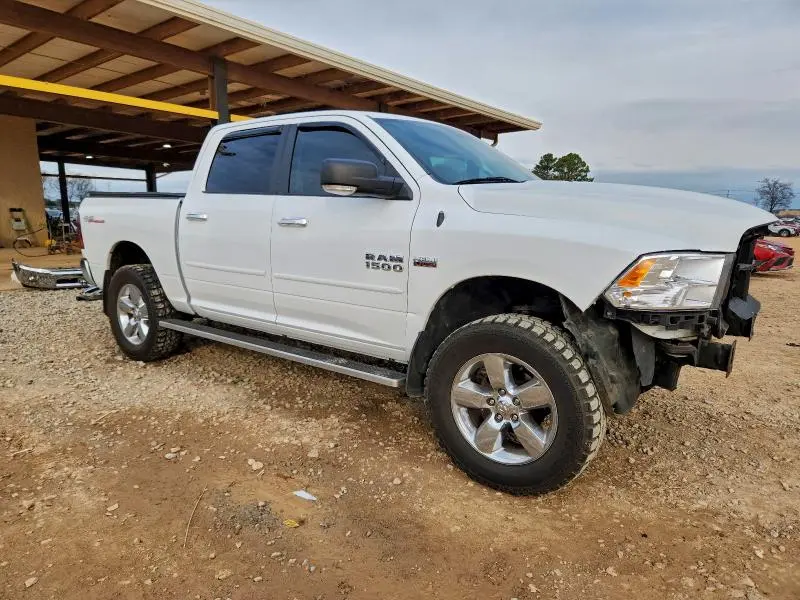 2017 RAM 1500 SLT  