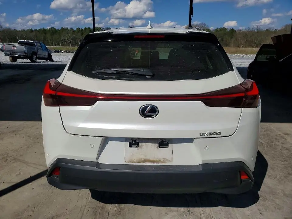 2022 LEXUS UX 200 BASE  