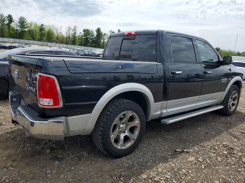 2016 RAM 1500 LARAMIE  