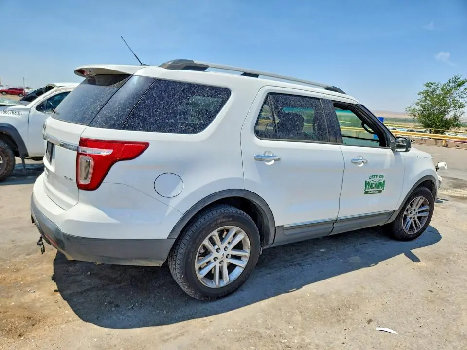 2015 FORD EXPLORER XLT  