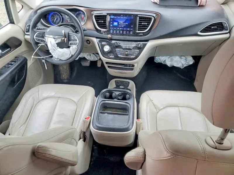 2017 CHRYSLER PACIFICA TOURING L  