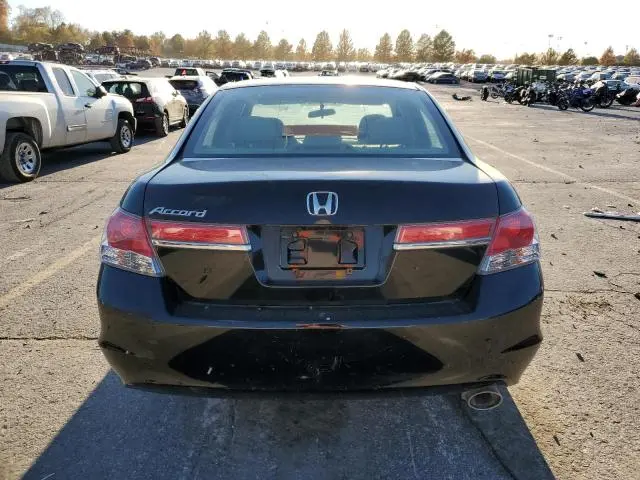 2011 HONDA ACCORD LX  