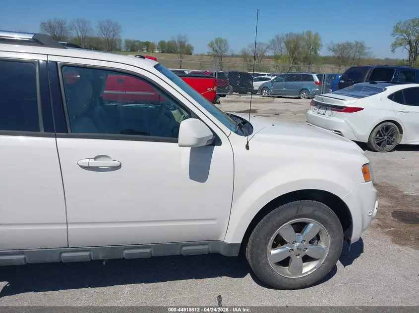 2012 FORD ESCAPE LIMITED