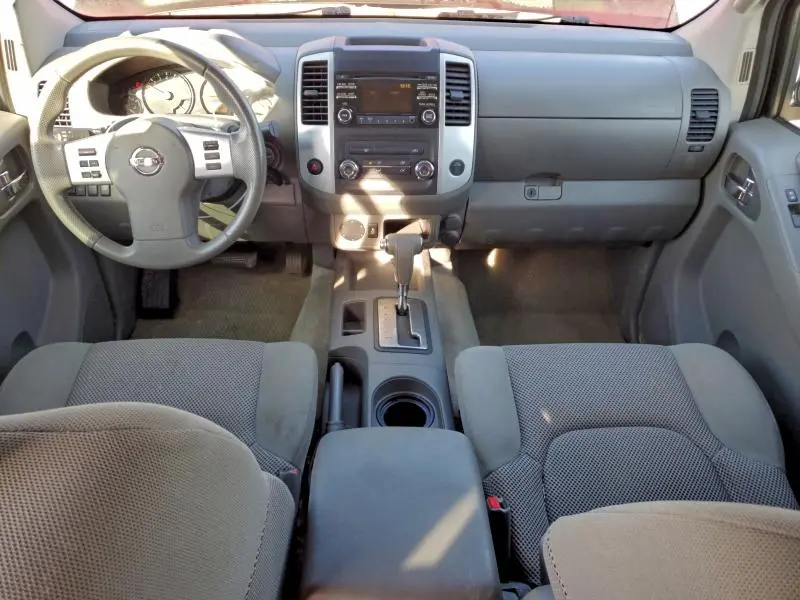 2014 NISSAN FRONTIER S  