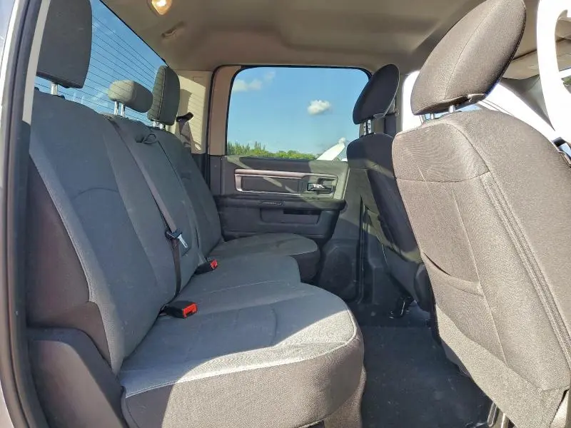 2022 RAM 1500 CLASSIC SLT  