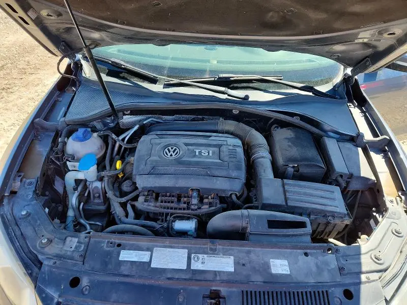 2014 VOLKSWAGEN PASSAT SE  