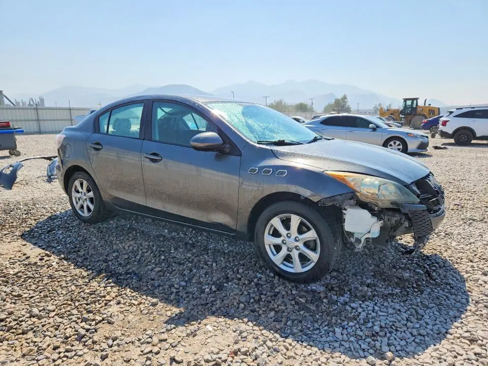 2011 MAZDA 3 I  