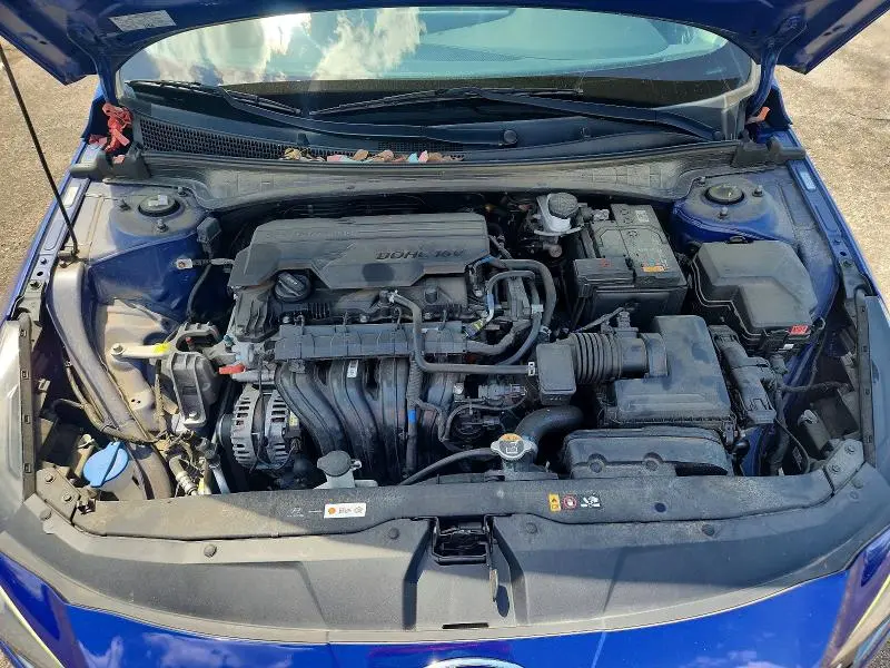 2022 HYUNDAI ELANTRA LIMITED  
