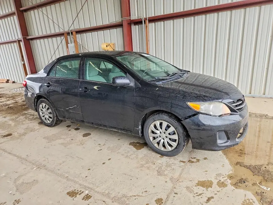 2013 TOYOTA COROLLA LE  