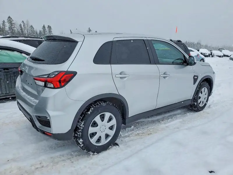 2024 MITSUBISHI RVR ES  