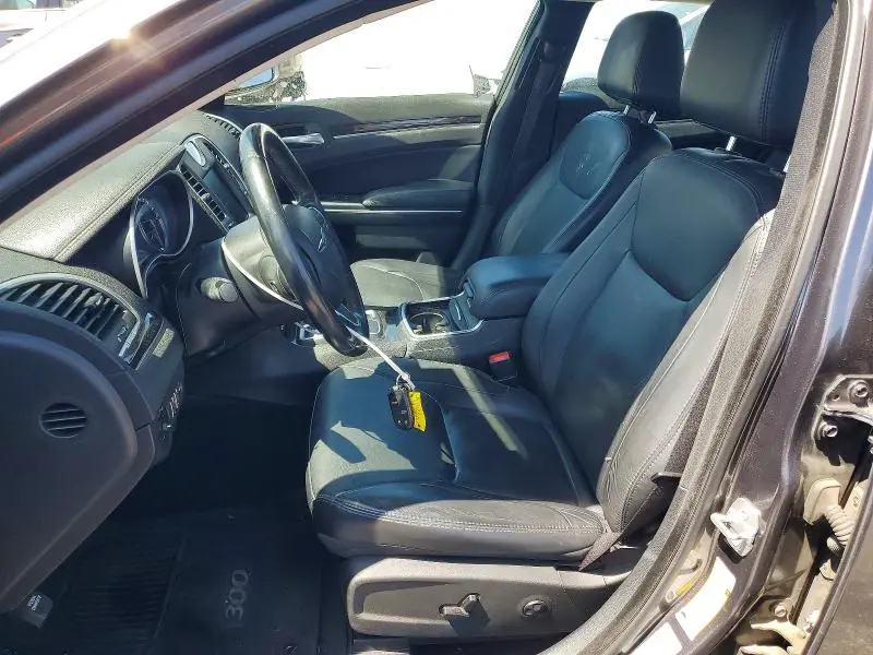 2015 CHRYSLER 300 LIMITED  