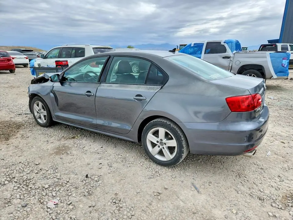 2011 VOLKSWAGEN JETTA TDI  