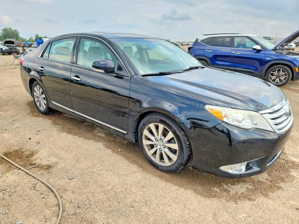 2011 TOYOTA AVALON LIMITED  