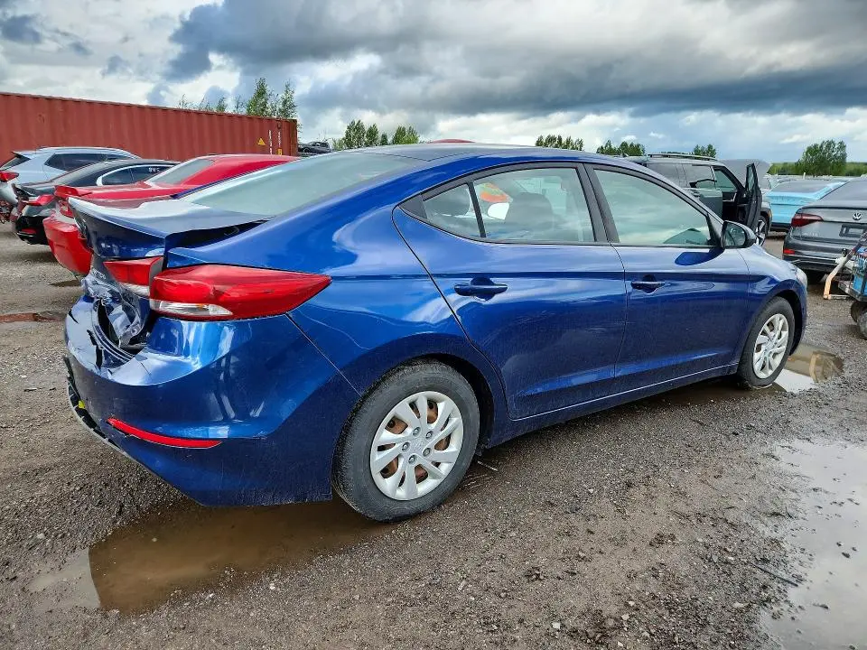 2017 HYUNDAI ELANTRA SE  