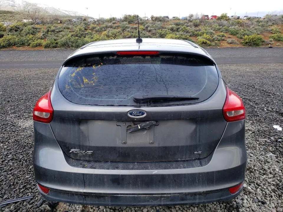 2017 FORD FOCUS SE  