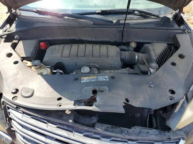 2014 CHEVROLET TRAVERSE LS  