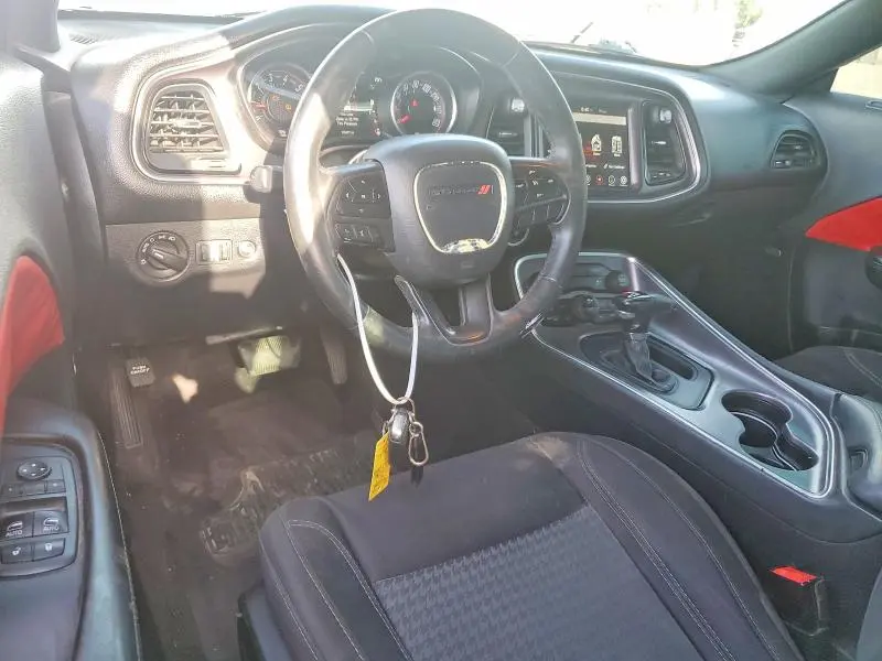 2017 DODGE CHALLENGER SXT  