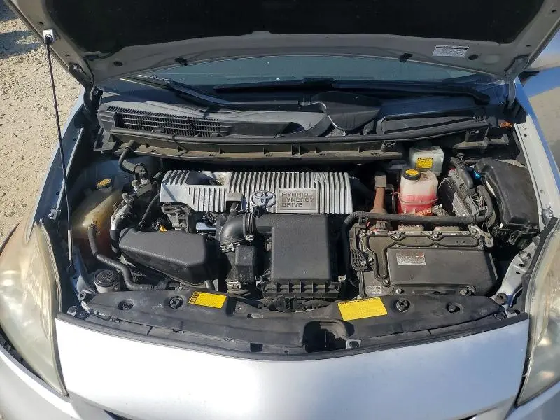 2013 TOYOTA PRIUS THREE  