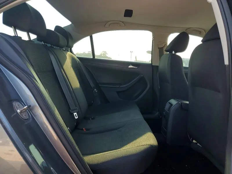 2016 VOLKSWAGEN JETTA S  