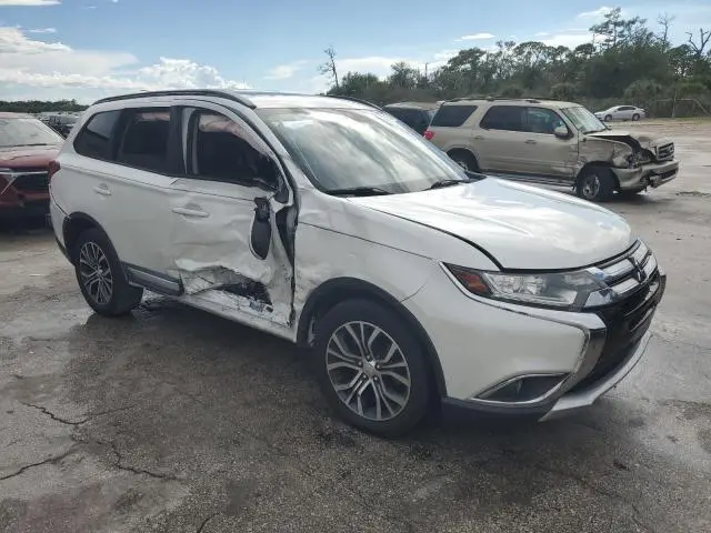 2016 MITSUBISHI OUTLANDER SE