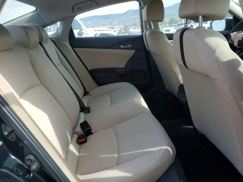 2016 HONDA CIVIC LX  