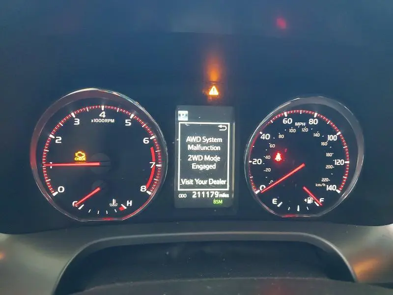2016 TOYOTA RAV4 SE  