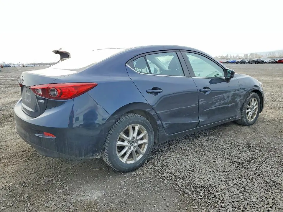 2017 MAZDA 3 TOURING  
