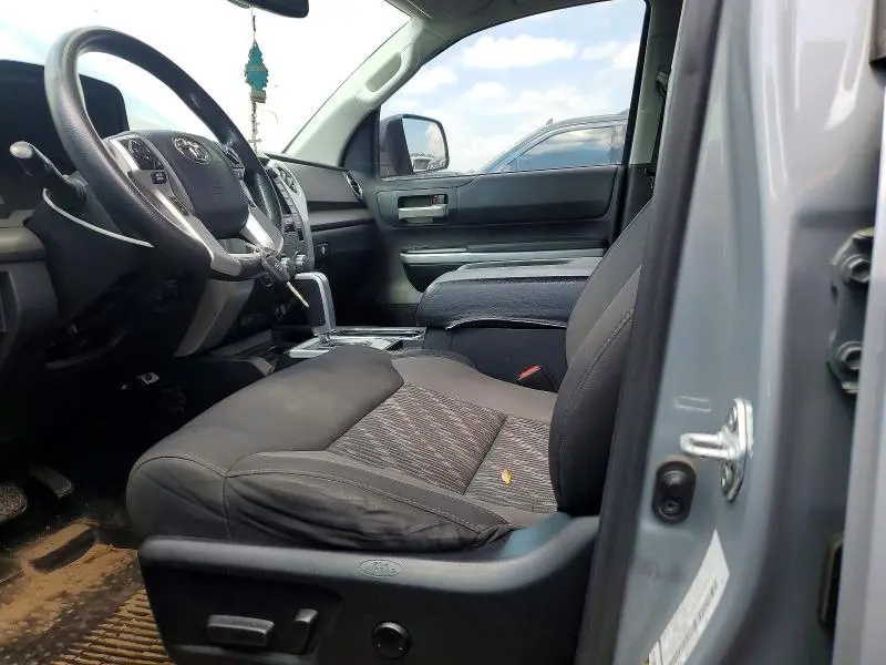 2021 TOYOTA TUNDRA SR5  