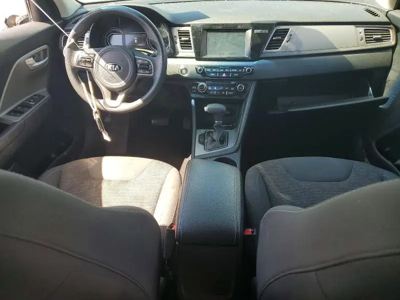 2018 KIA NIRO LX  