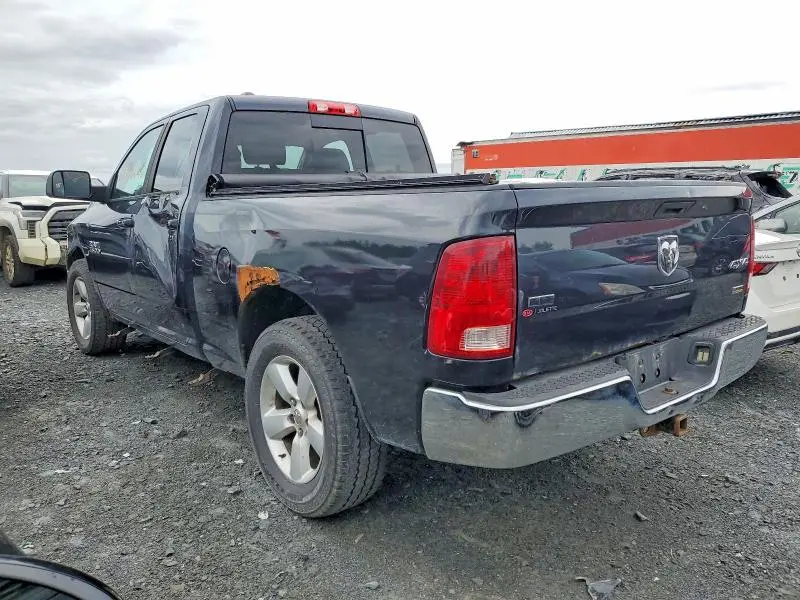 2013 RAM 1500 SLT  