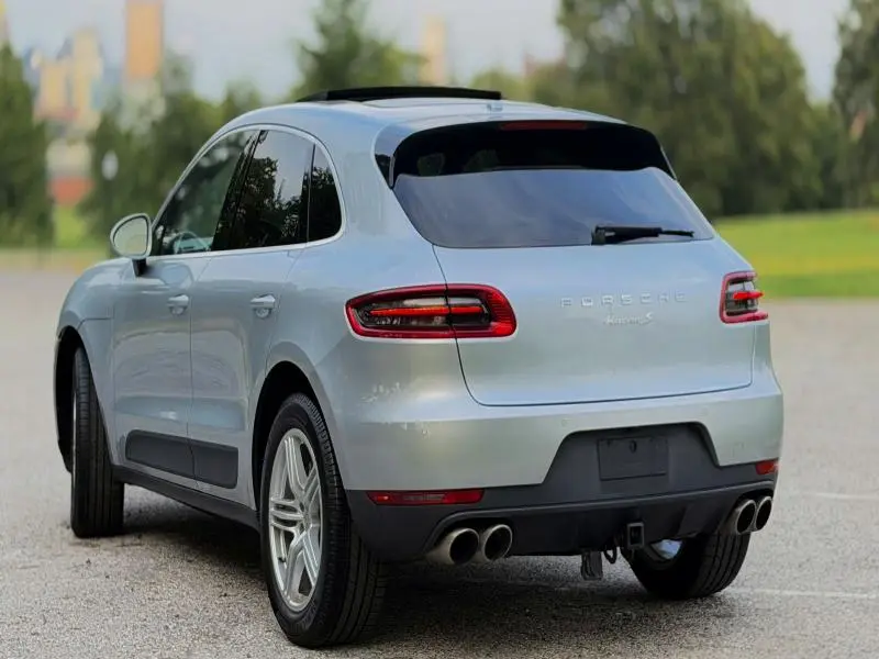 2017 PORSCHE MACAN S  
