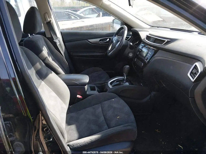 2015 NISSAN ROGUE S