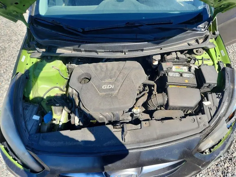 2013 HYUNDAI ACCENT SE  