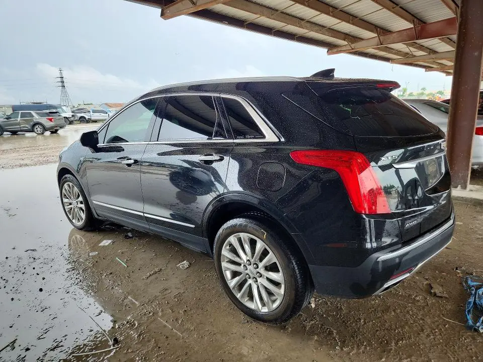 2017 CADILLAC XT5 PLATINUM  
