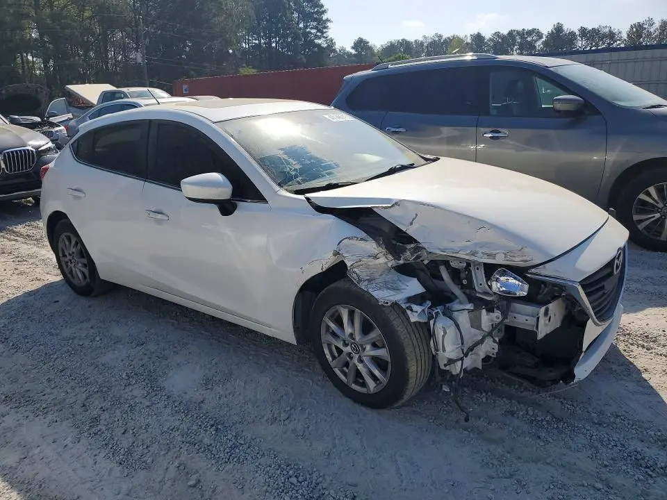 2016 MAZDA 3 TOURING  