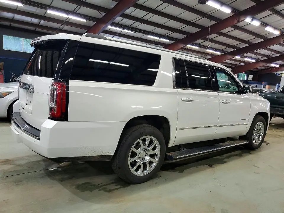 2016 GMC YUKON XL DENALI  