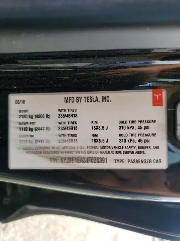 2018 TESLA MODEL 3   