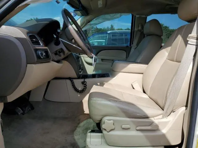 2013 GMC YUKON XL C1500 SLT  